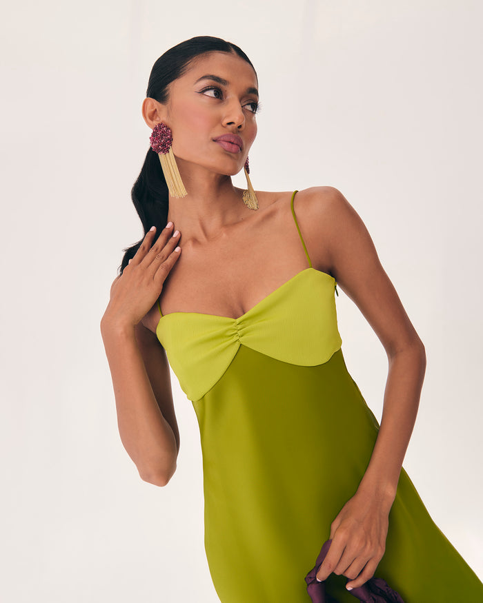 Vestido Brahma Verde maxi de tirantes fluido de Lady Pipa para invitada de boda de noche.