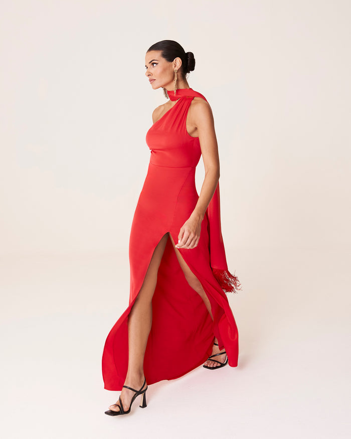 Vestido Luna Rojo maxi asimétrico de Lady Pipa para invitada de boda de noche.
