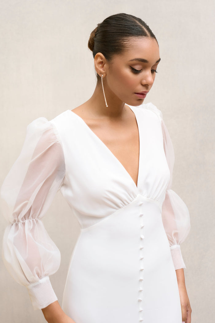 Vestido Narciso Blanco maxi de manga larga ceñido de Lady Pipa para novia.