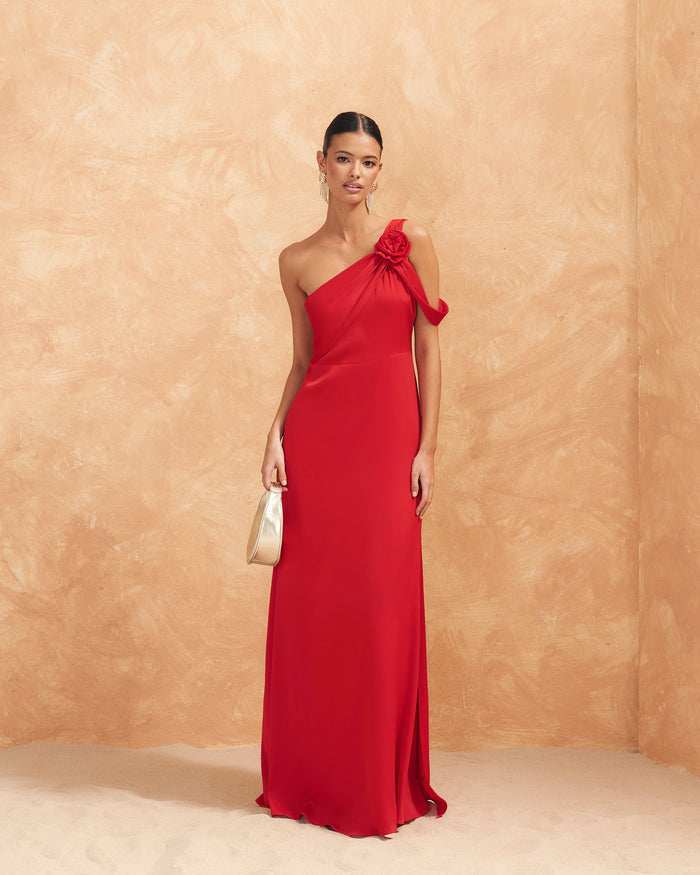 Vestido Rosae Rojo maxi asimétrico de Lady Pipa para invitada de boda de noche.