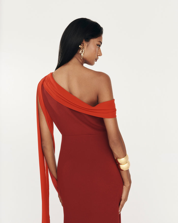 Vestido Sendai Rojo midi asimétrico ceñido de Lady Pipa para invitada de boda.