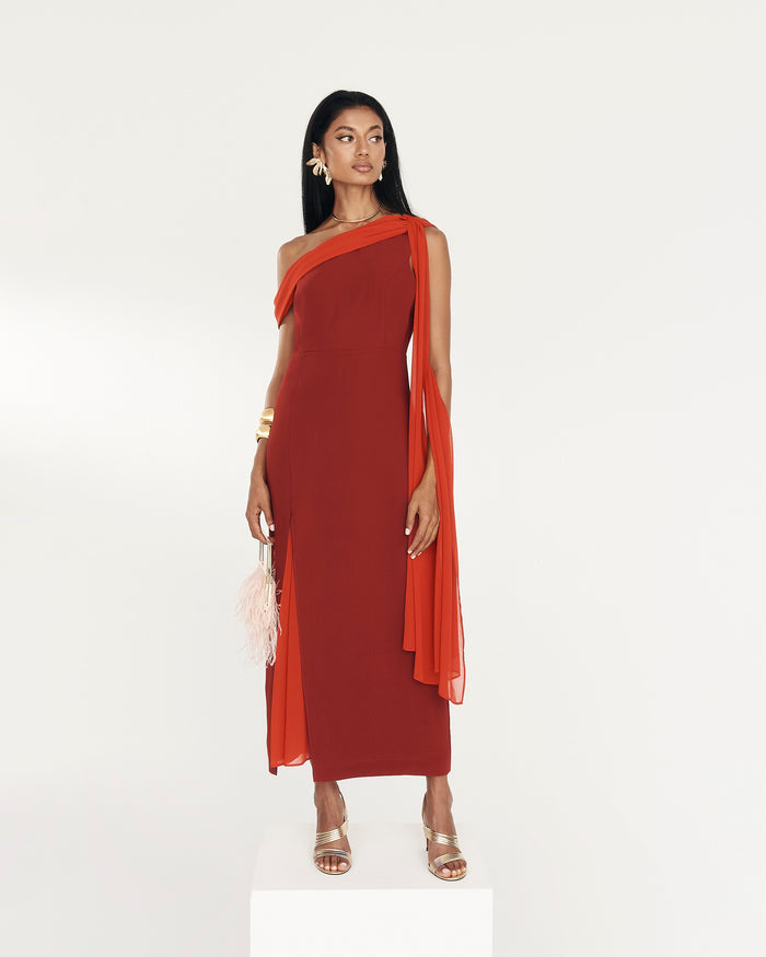 Vestido Sendai Rojo midi asimétrico ceñido de Lady Pipa para invitada de boda.