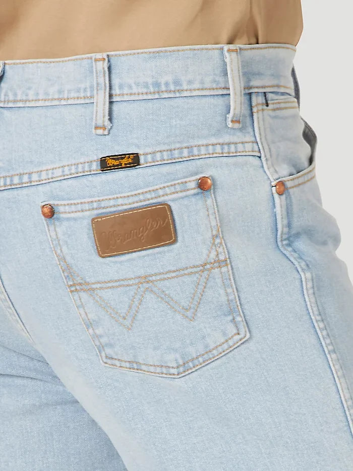WRANGLER® COWBOY CUT® SLIM FIT ACTIVE FLEX JEANS IN BLEACH